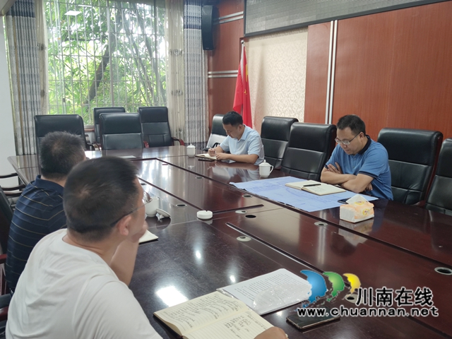 吕先到泸县百和镇调研两项改革“后半篇”文章工作(图1)