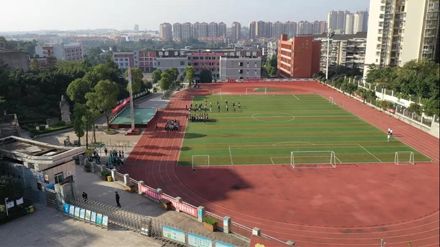 赞！高空下龙马潭的这些学校真美！(图2)