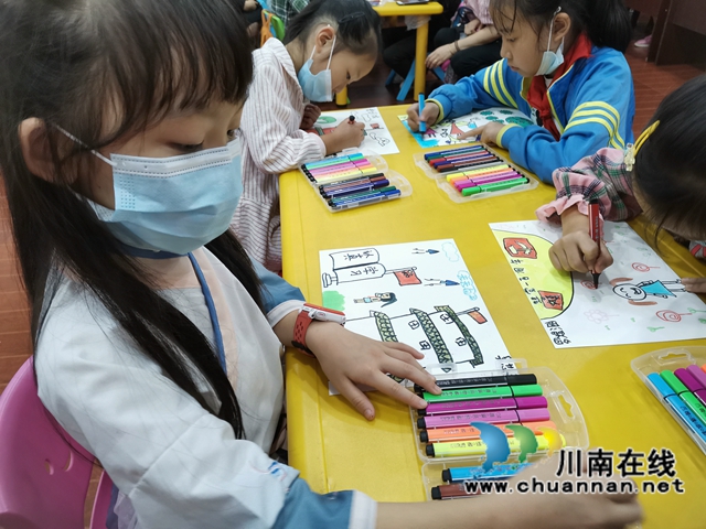 泸州社区大学龙南社区教育学习中心开展“童心向党·传承红色文化”绘画活动(图3) 泸州社区大学龙南社区教育学习中心开展“童心向党·传承红色文化”绘画活动(图3)