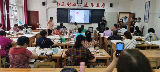 开课啦！泸州这所别样大学的老师不简单(图3)