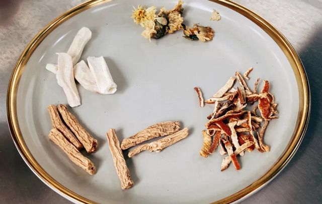 【“高学历”月饼】西南医大附院首推定制月饼礼盒—忠山明月(图2)