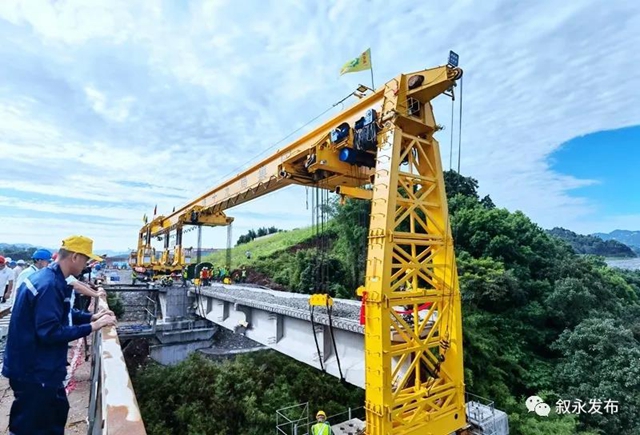 叙毕铁路（川滇段）铺架工程正式启动(图5)