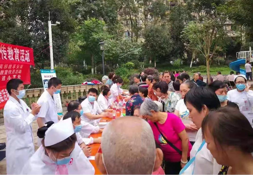 【围观】猴子都会的急救方法！您会吗？(图3)