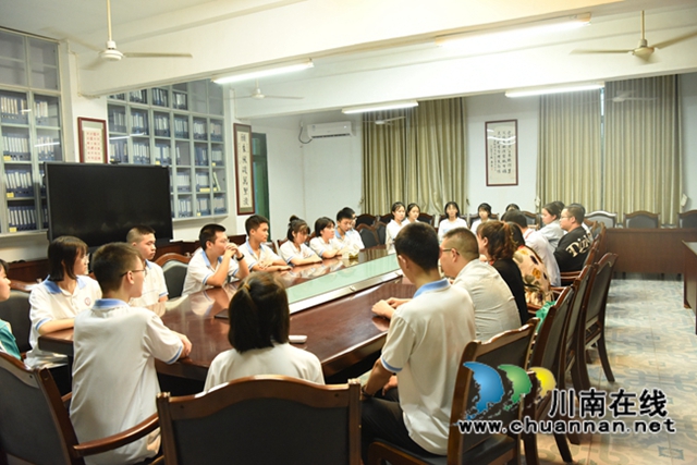 叙永一中举行绿色生命奖学金发放仪式(图3)