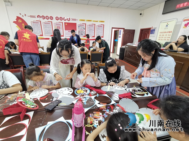 龙马潭区小市街道回龙湾社区儿童之家开展“喜迎中秋”活动(图2)