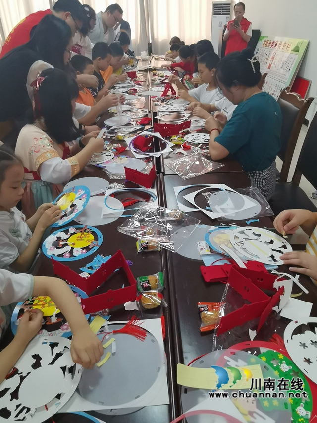 龙马潭区小市街道回龙湾社区儿童之家开展“喜迎中秋”活动(图3)