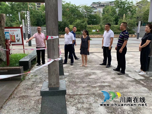 龙马潭区综合行政执法局开展“中秋、国庆双节”安全生产检查(图6)