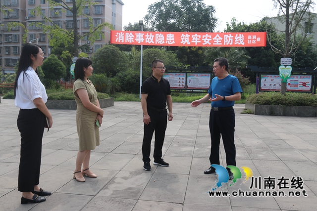 颜习林率文明办到泸县百和镇督导创文工作(图2)