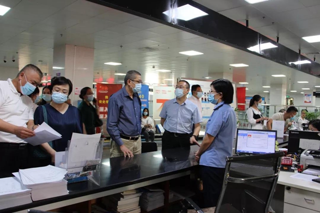 市场监管总局调研泸州数据质量及智慧监管(图2)