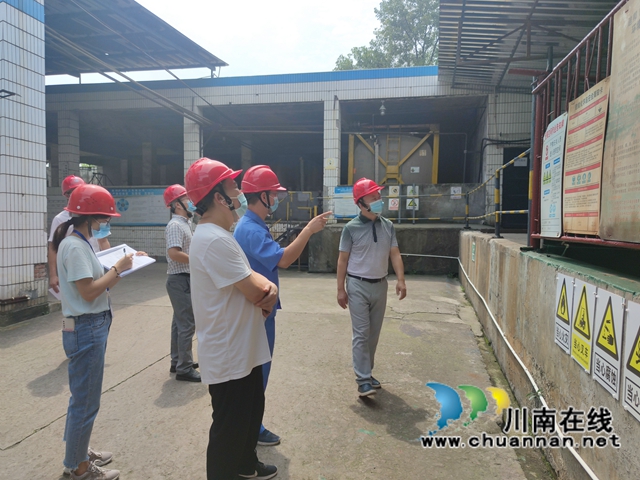 四川省安全社区建设复评组到泸县百和镇复评省级安全社区建设工作(图3)