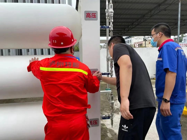 第一时间!泸州市市场监管局切实维护震区市场秩序(图5) 第一时间!泸州市市场监管局切实维护震区市场秩序(图5)