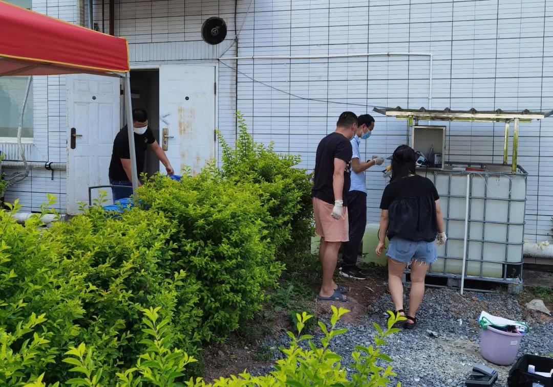 力保感染者“清零” 泸州市人民医院冲锋在前(图3)