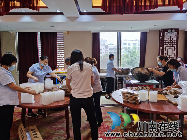 泸县“9·16”地震 ┃ 泸县地震安置点有一支不怕疲劳担当奉献的市场监管铁军(图4)