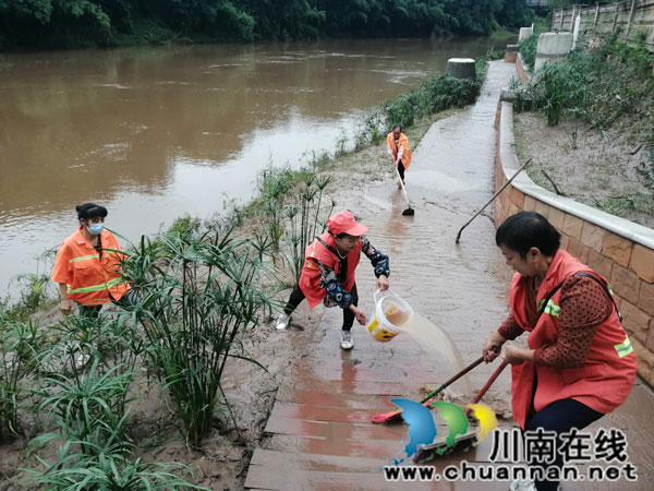 泸县“9·16”地震 ┃ 抗震救灾 泸县城市管家在行动(图2)