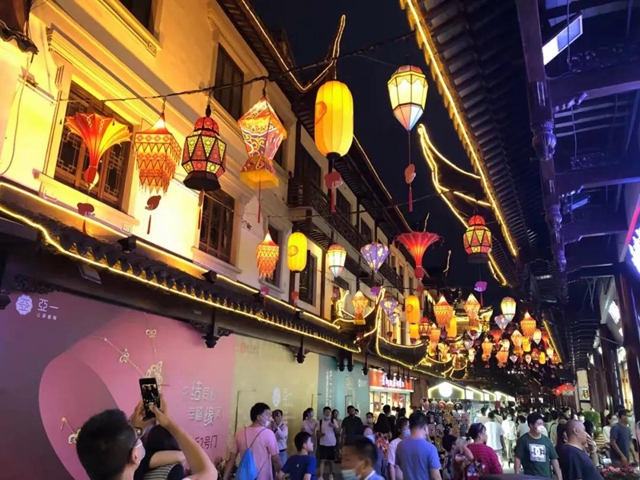 中秋佳节，自贡彩灯全球璀璨盛放！(图19)