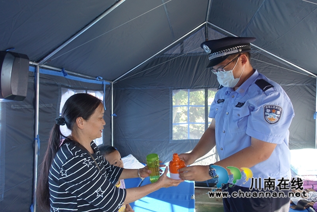 泸州：警盾50余名志愿者中秋驰援泸县地震灾区(图9)