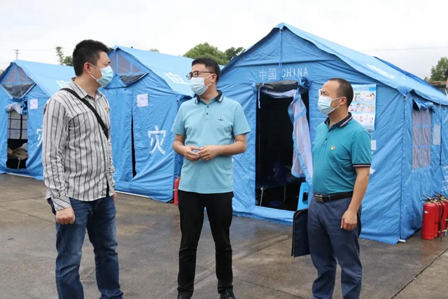 泸州：全程跟进监督 为抗震救灾提供坚强纪律保障(图1)