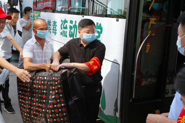守望相助 共克时艰 | 中实集团全力转移受灾泸县人民(图4)