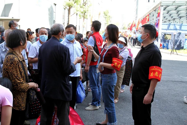 守望相助 共克时艰 | 中实集团全力转移受灾泸县人民(图5)
