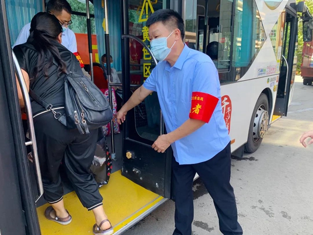 守望相助 共克时艰 | 中实集团全力转移受灾泸县人民(图6)