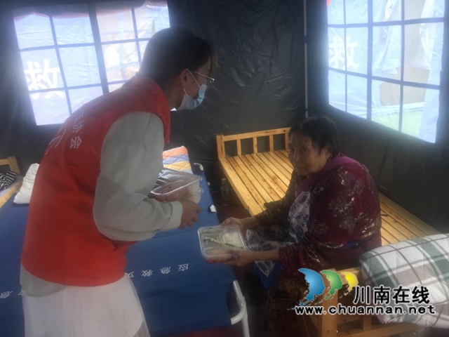 抗震救灾|一级响应下的泸州,共克时艰,我们在一起!(图5) 抗震救灾|一级响应下的泸州,共克时艰,我们在一起!(图5)