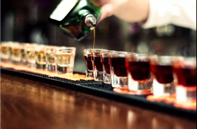 皖籍男子在泸制售新型“深水炸弹”，被抓！(图2)