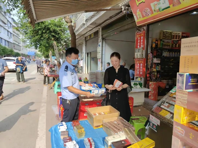 泸县驻村辅警（网格员）：平时多面手，战时排头兵(图10)