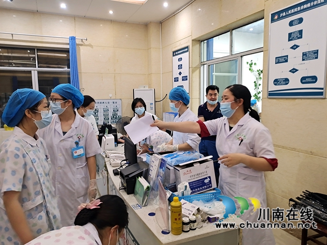 抗震救灾，泸州民建在行动！(图1)