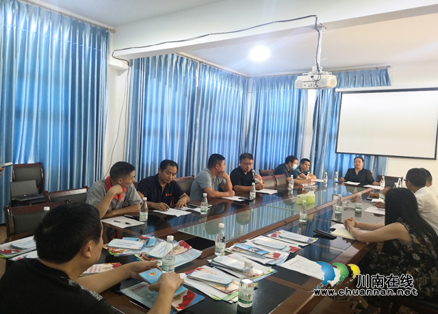 达州市达川区：“质量月”系列活动入园区进企业(图1)