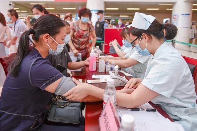 来了都说太值了！这场大型义诊活动专家全是博士、副教授以上级别！(图12)