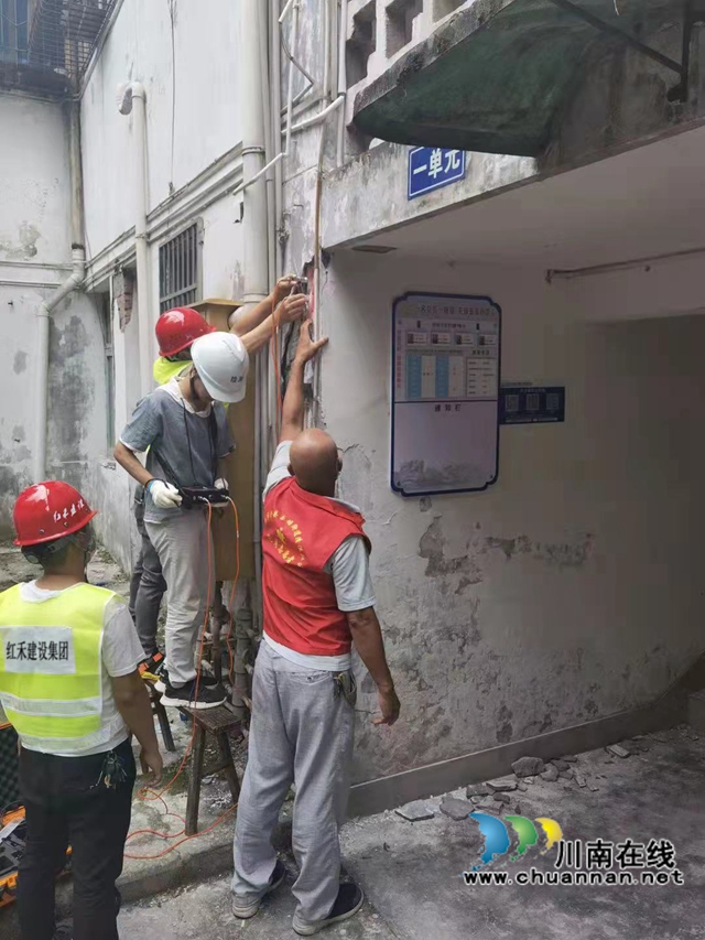 爱心汇聚力量，真情传递温暖！抗震救灾，泸县建筑业企业在行动(图5)