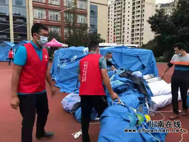 爱心汇聚力量，真情传递温暖！抗震救灾，泸县建筑业企业在行动(图11)