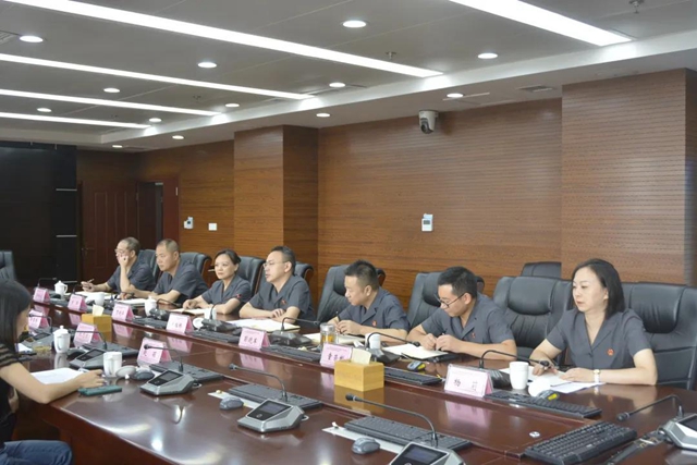 江阳区委常委、政法委书记张志方到江阳区法院调研(图4)