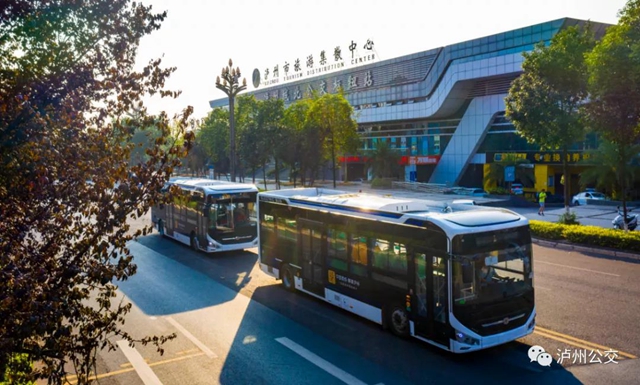 泸州公交集团新投入40辆新能源车，确保市民国庆出行更便捷(图3)