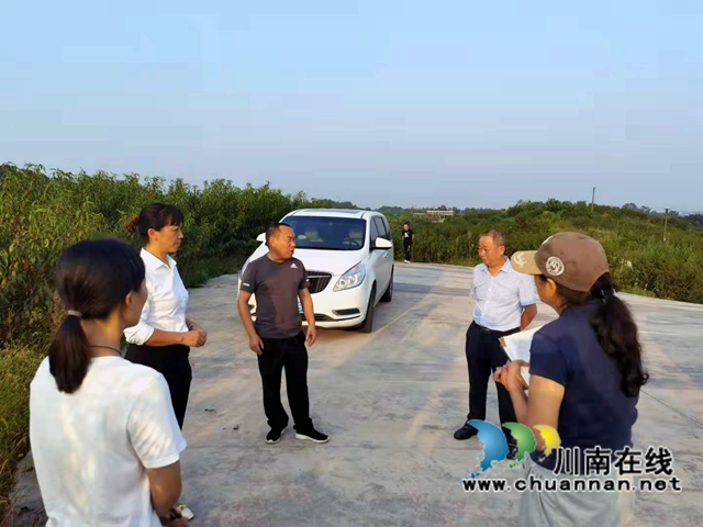 上下联动，协力助推乡村振兴！泸州民建两基层组织邀请四川农大教授莅泸考察(图1)