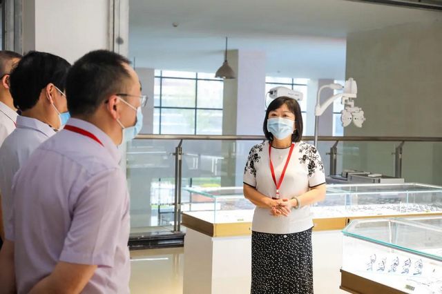 【我为群众办实事】合江县中医医院眼视光配镜中心正式揭牌啦！(图7)