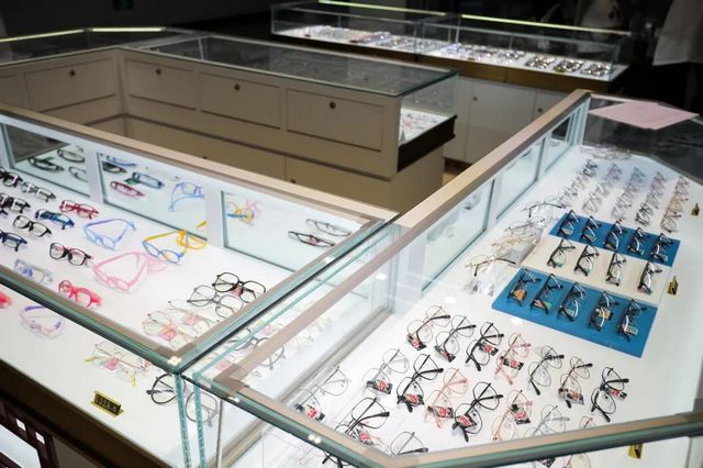 【我为群众办实事】合江县中医医院眼视光配镜中心正式揭牌啦！(图11)