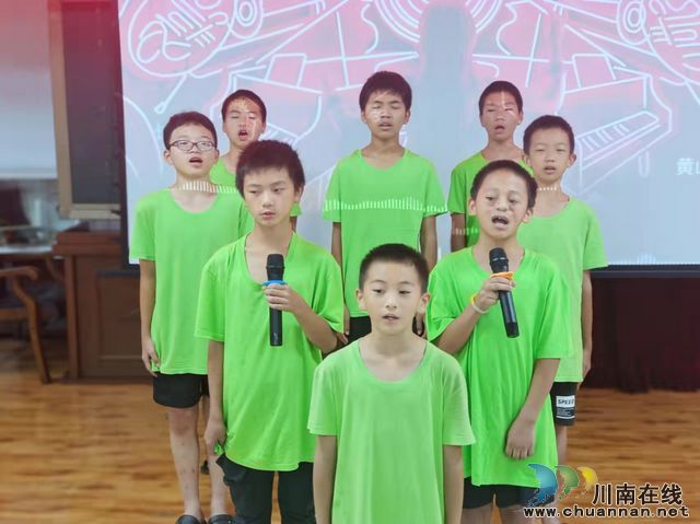 泸州市儿童福利院开展“爱祖国，颂党恩”国庆活动   (图2)