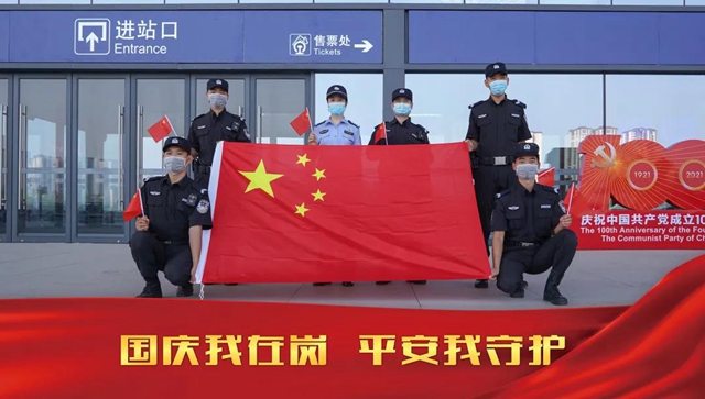 国庆第三日，龙马警队掠影(图1)