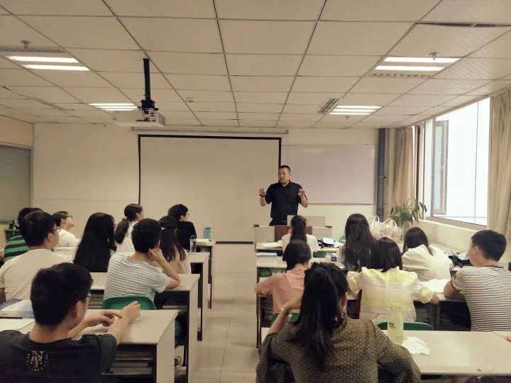 西南医科大学金川：坚守初心十四载，亦师亦友育良医(图2)