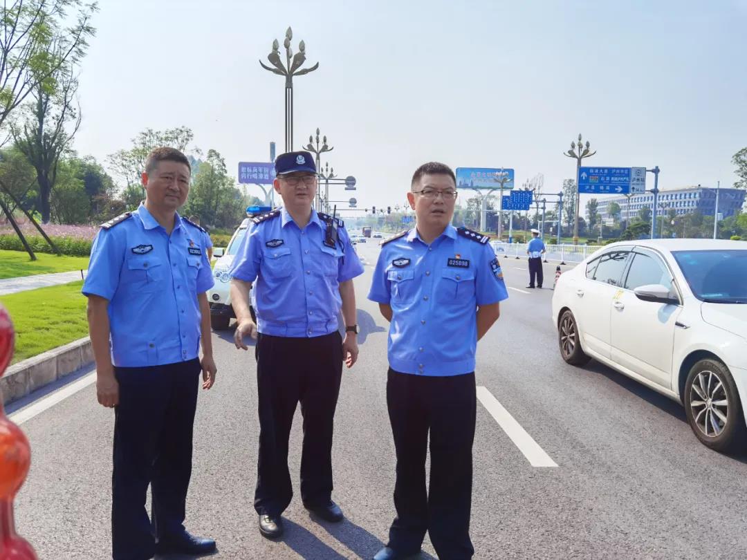 国庆第四日，镜头下的泸州机场公安分局(图3)