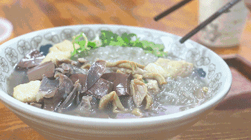 绝了！宜宾这几条美食街，没去过都不算真正的吃货!(图27)