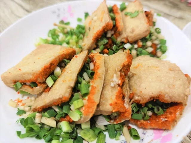 绝了！宜宾这几条美食街，没去过都不算真正的吃货!(图28)