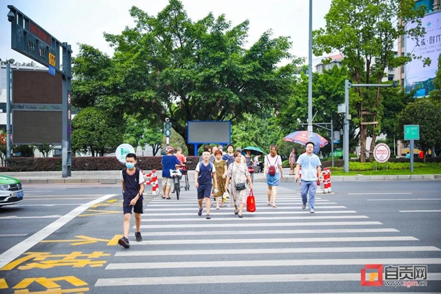 因为一件“小事”，自贡让外地游客瞬间“破防”！(图3)