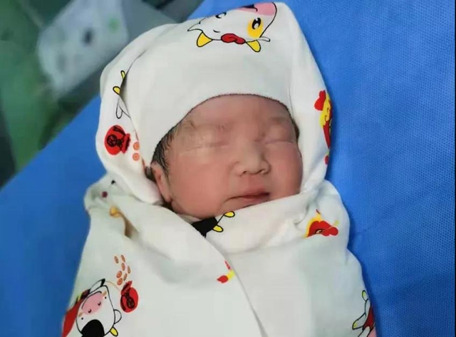 【国庆宝宝】萌翻了!35名小可爱来啦!(图6) 【国庆宝宝】萌翻了!35名小可爱来啦!(图6)