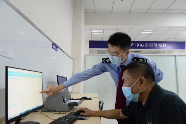 泸州税务:节后收心干劲足,凝心聚力再出发(图8) 泸州税务:节后收心干劲足,凝心聚力再出发(图8)