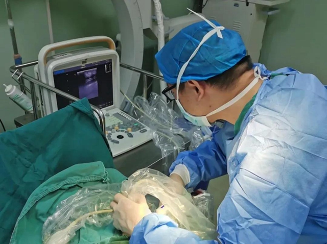 泸州福欣医院引进全自动乳腺包块微创旋切设备，无须住院无须缝针！(图3)