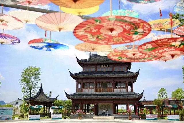 国庆期间泸州21家A级景区接待游客77.47万人次,同比增长23.4%(图11) 国庆期间泸州21家A级景区接待游客77.47万人次,同比增长23.4%(图11)