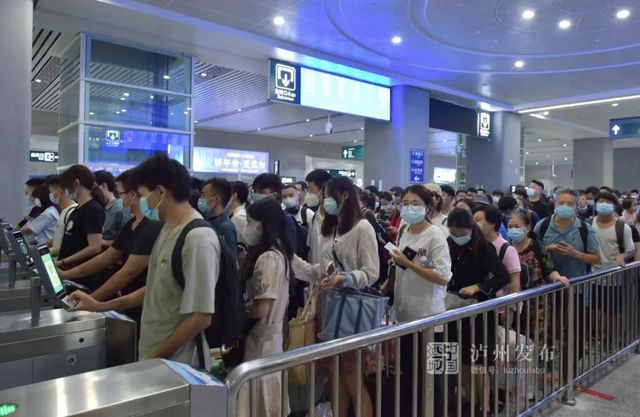 注意丨下周起，泸州高铁站将增开高峰线列车(图1)