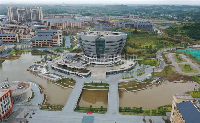 全城瞩目!内江师范学院搬“新家”(图15) 全城瞩目!内江师范学院搬“新家”(图15)